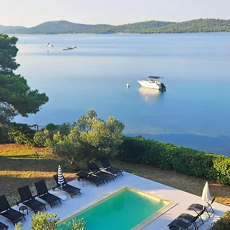 דירה Cozy In פירובאץ